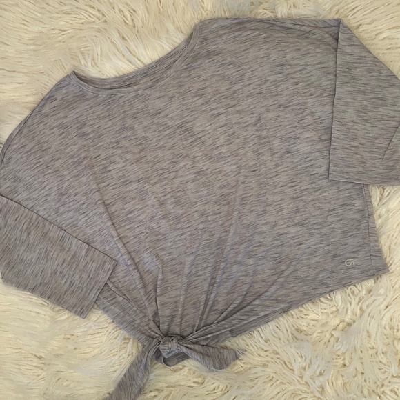 GAP Fit "Yoga top in Grey" - Picture 2 of 6